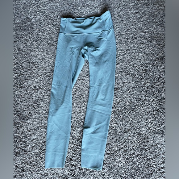 Lululemon leggings - Picture 4 of 5